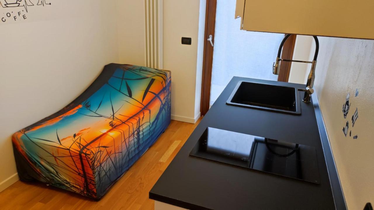 Casa Dolcitalia A Gardaland Con Piscina Apartment Ronchi  Екстериор снимка